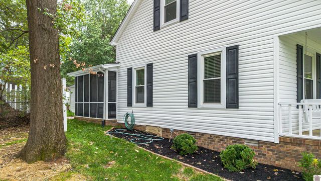 100 Clear Creek, Paducah, KY 42001