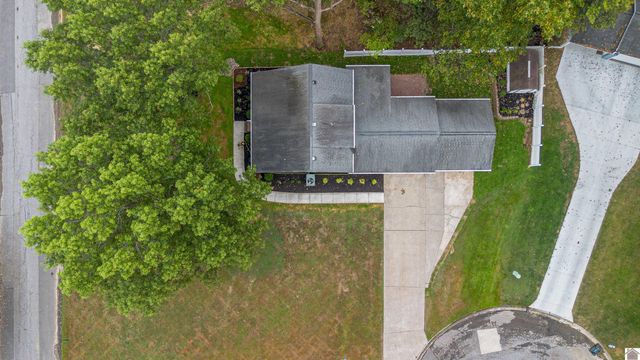 100 Clear Creek, Paducah, KY 42001