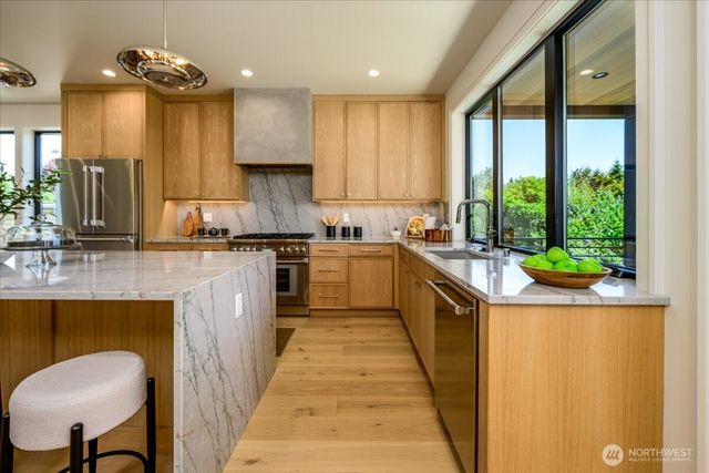 3609 NW 62nd Street, Seattle, WA 98107