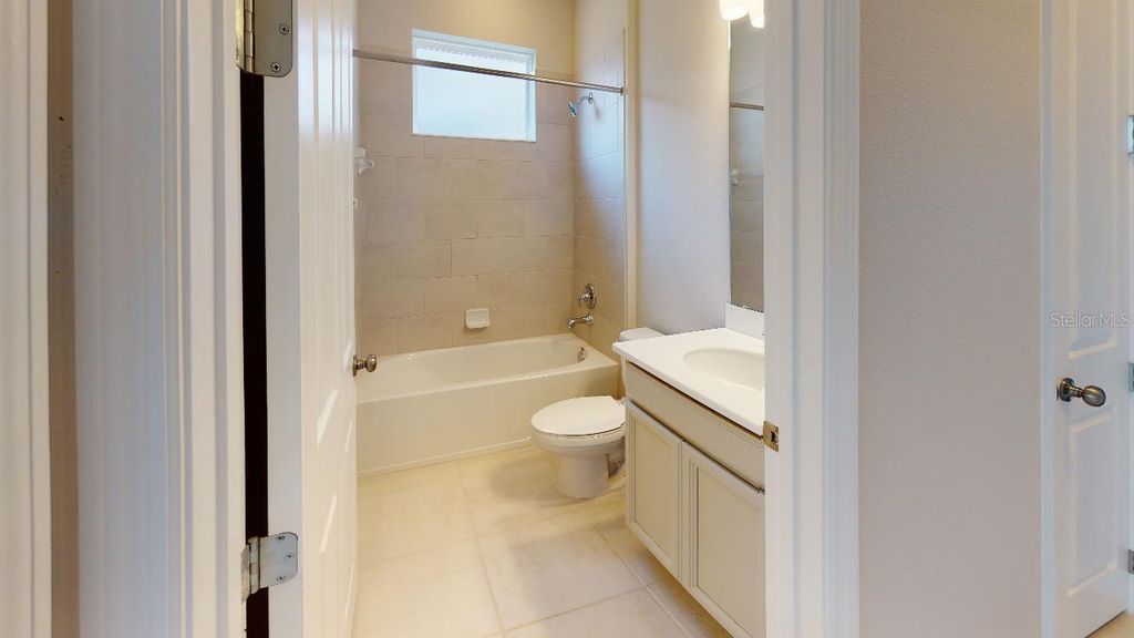 Image 11 of property listing at 14254 SAWMILL STREET, Parrish, FL 34219