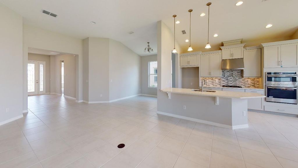 Image 4 of property listing at 14254 SAWMILL STREET, Parrish, FL 34219