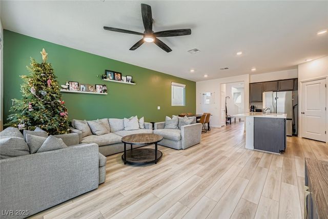 6834 Camino Real Street, North Las Vegas, NV 89086