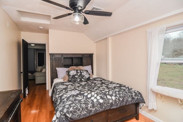 51 Richardson Ave, Dracut, MA 01826