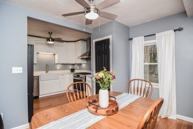 51 Richardson Ave, Dracut, MA 01826