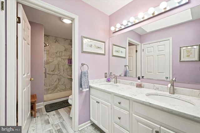 12 KINCAID CT, Media, PA 19063