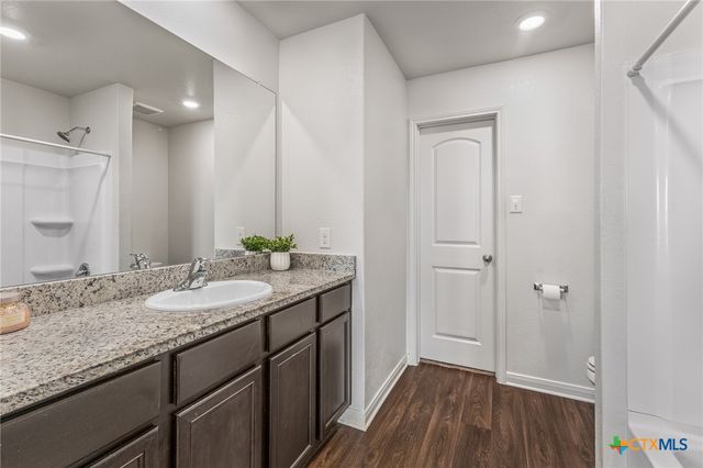 304 Hyacinth Way, Jarrell, TX 76537