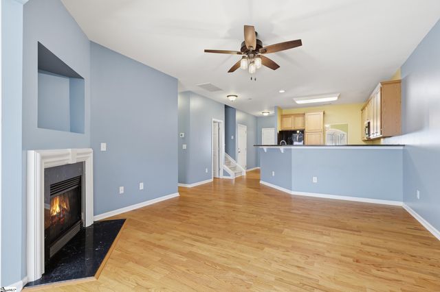 102 High Crest Court, Simpsonville, SC 29681