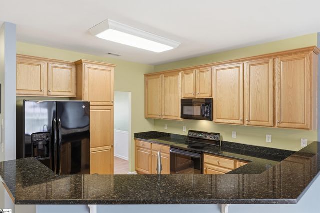102 High Crest Court, Simpsonville, SC 29681