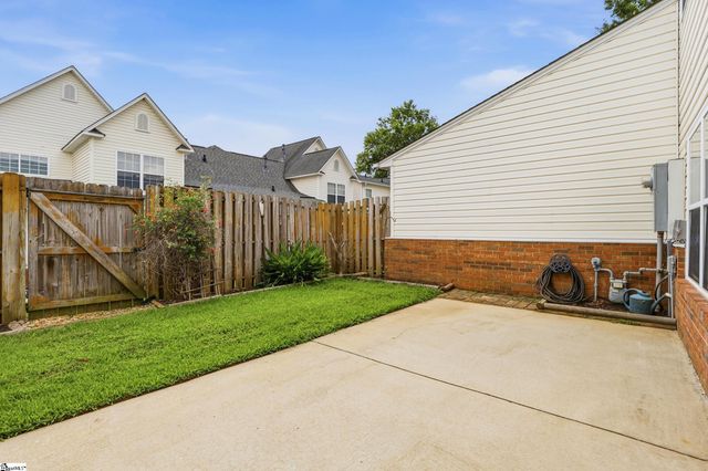 102 High Crest Court, Simpsonville, SC 29681