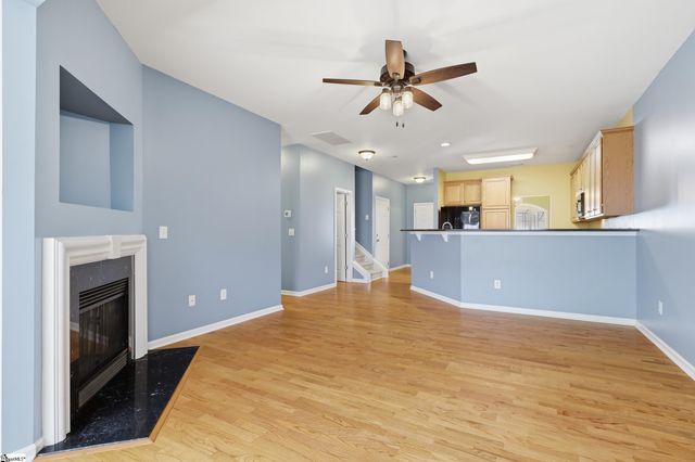 102 High Crest Court, Simpsonville, SC 29681
