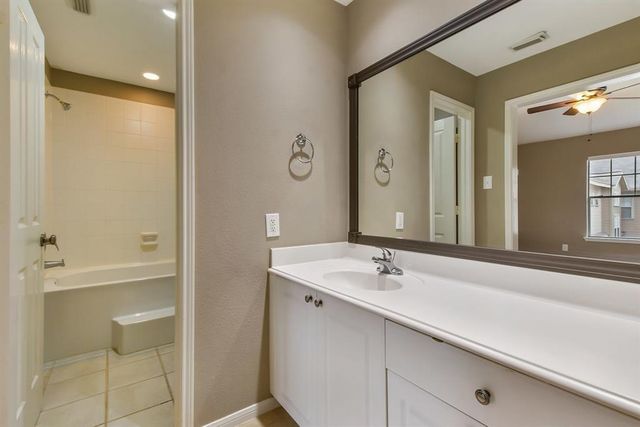 80 Scarlet Woods Court, The Woodlands, TX 77380