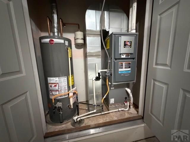 657 N Chaparral Dr, Pueblo West, CO 81007