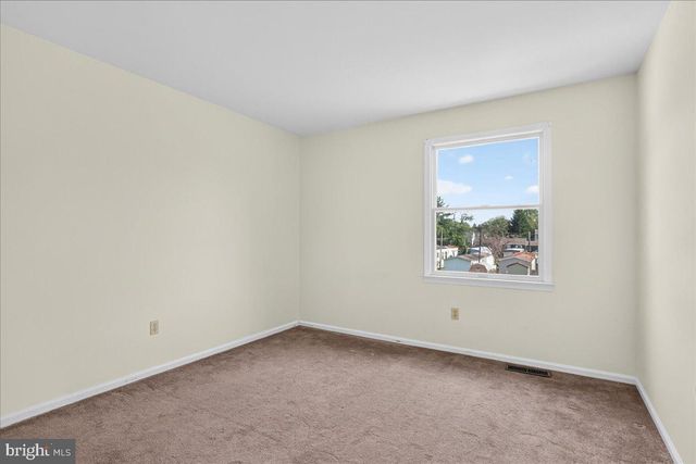 315--A OLIVE AVE, Horsham, PA 19044