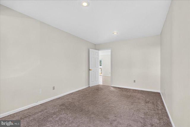315--A OLIVE AVE, Horsham, PA 19044
