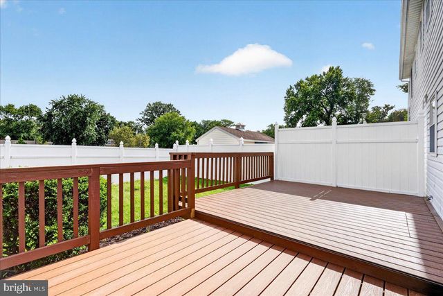 315--A OLIVE AVE, Horsham, PA 19044