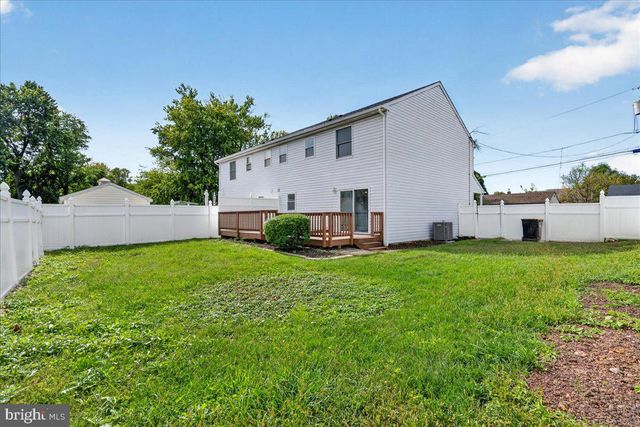 315--A OLIVE AVE, Horsham, PA 19044
