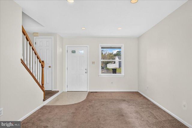 315--A OLIVE AVE, Horsham, PA 19044