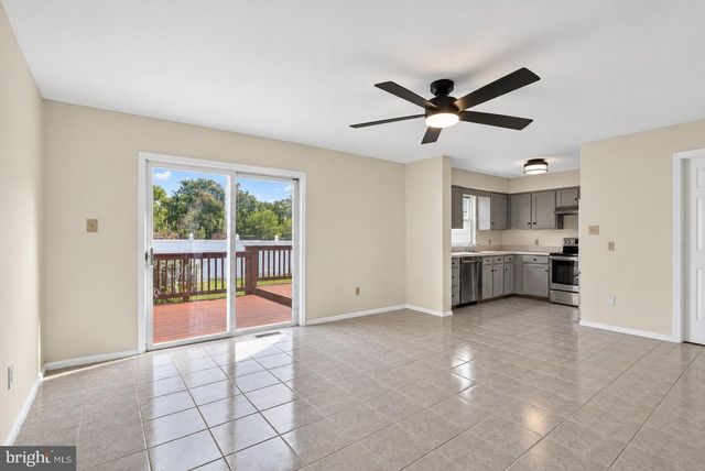315--A OLIVE AVE, Horsham, PA 19044