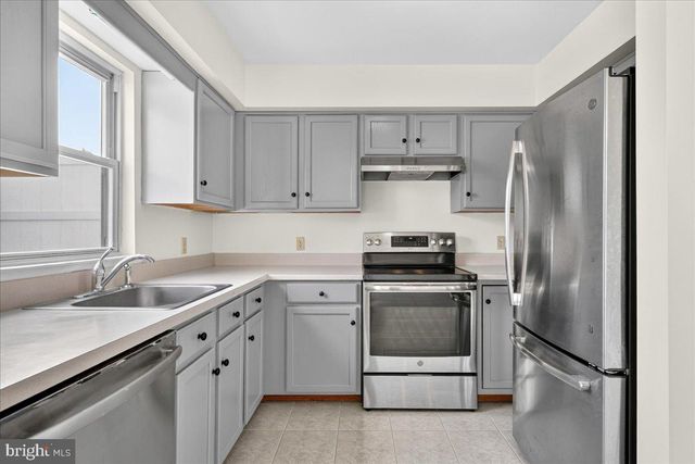 315--A OLIVE AVE, Horsham, PA 19044
