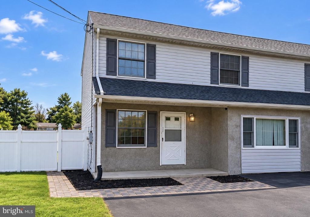 315--A OLIVE AVE, Horsham, PA 19044 — photo 2