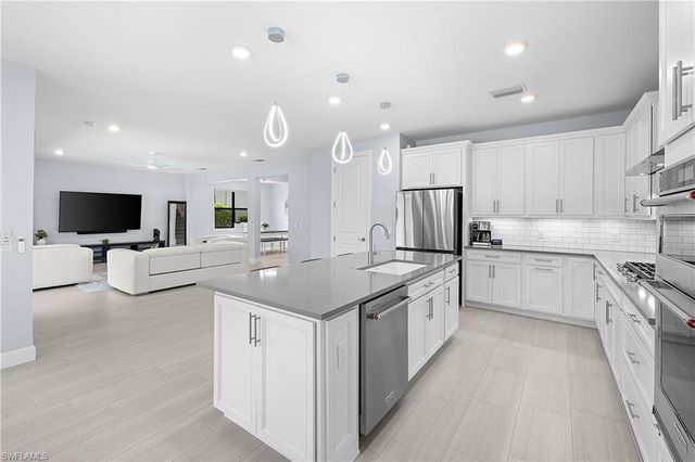20104 Kingmont DR, Estero, FL 33928