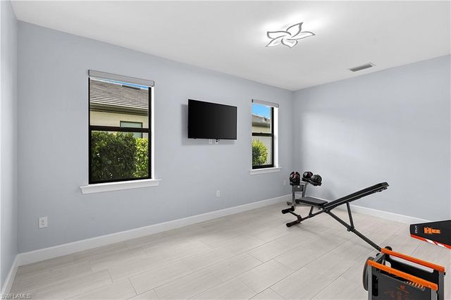 20104 Kingmont DR, Estero, FL 33928