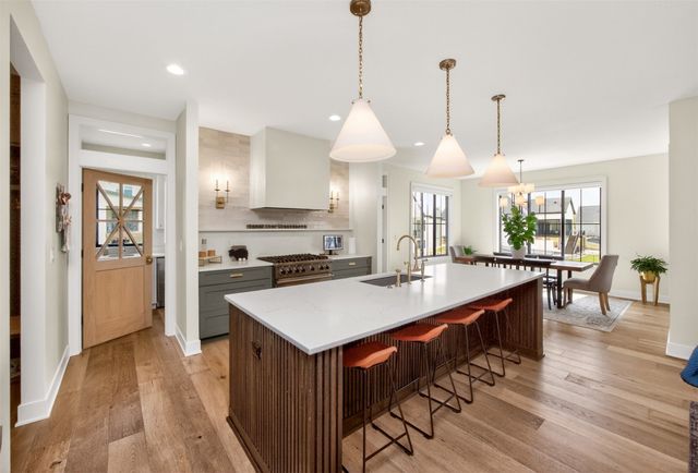 5822 NE Oak Drive, Ankeny, IA 50021