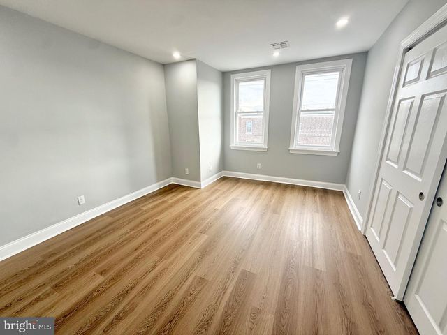 355 E LOUDON ST, Philadelphia, PA 19120