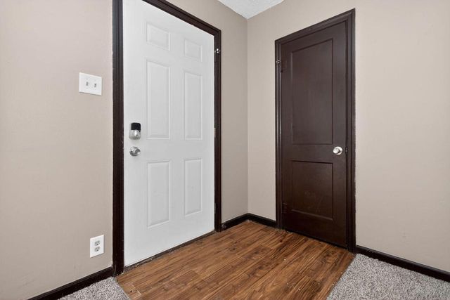 5760 N 32nd STREET, Milwaukee, WI 53209