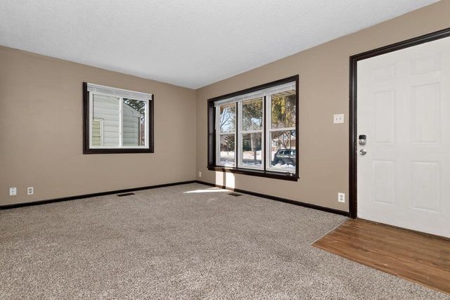 5760 N 32nd STREET, Milwaukee, WI 53209