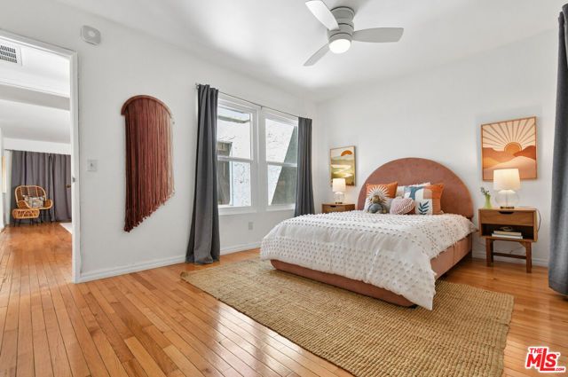 4241 Colfax Avenue J, Los Angeles, CA 91604