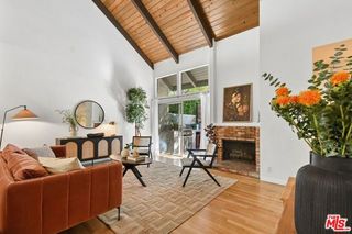 4241 Colfax Avenue J, Los Angeles, CA 91604