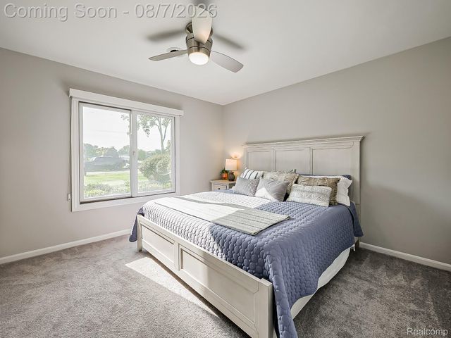 4977 Wavewood Drive, Commerce Charter Township, MI 48382