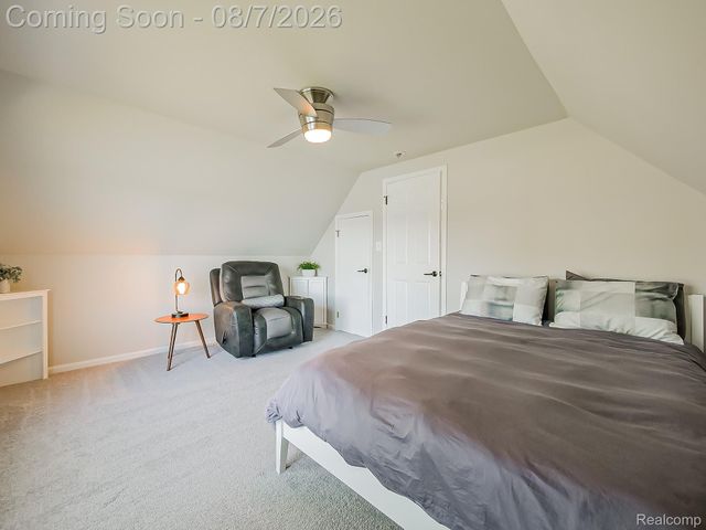 4977 Wavewood Drive, Commerce Charter Township, MI 48382