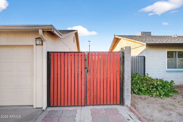 6204 S COLLEGE Avenue, Tempe, AZ 85283