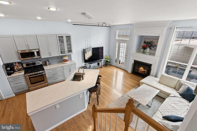 1376 MAIN MEWS, Gaithersburg, MD 20878