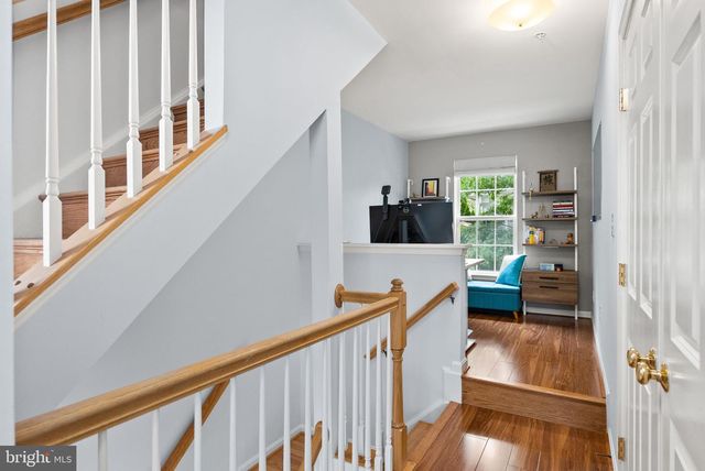 1376 MAIN MEWS, Gaithersburg, MD 20878