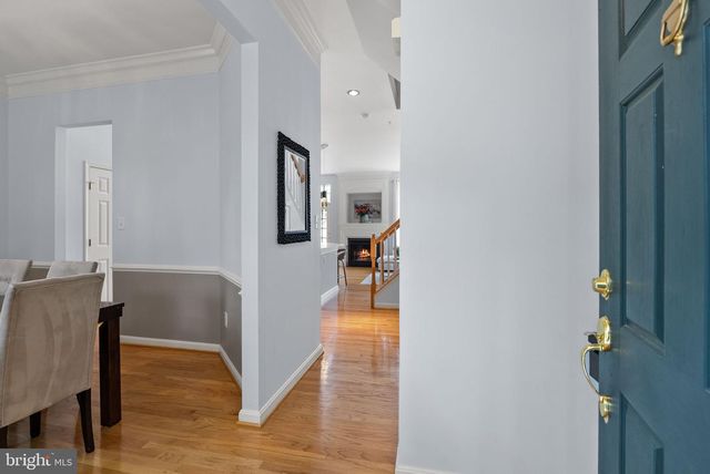 1376 MAIN MEWS, Gaithersburg, MD 20878
