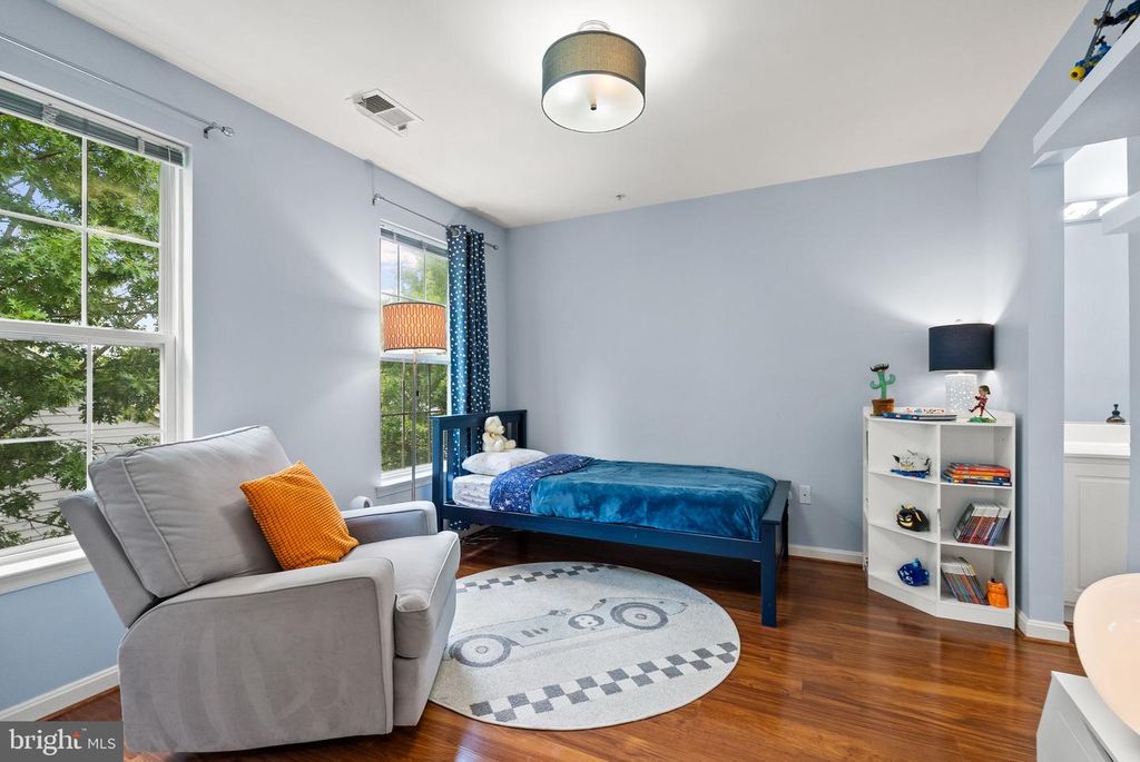 Image 45 of property listing at 1376 MAIN MEWS, Gaithersburg, MD 20878