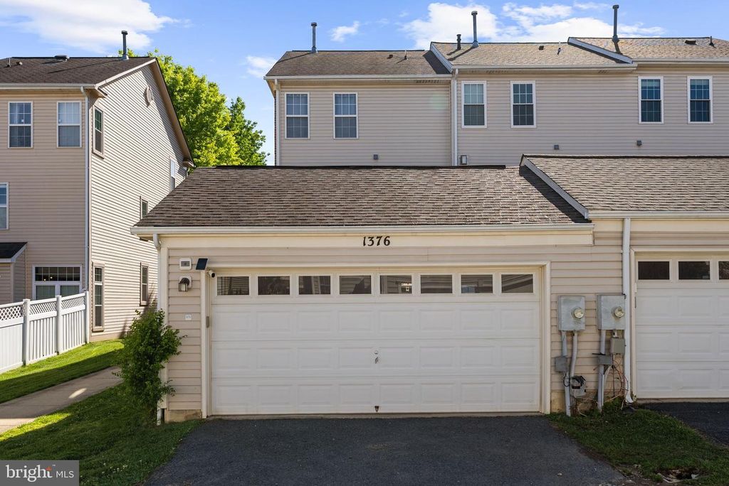 Image 60 of property listing at 1376 MAIN MEWS, Gaithersburg, MD 20878