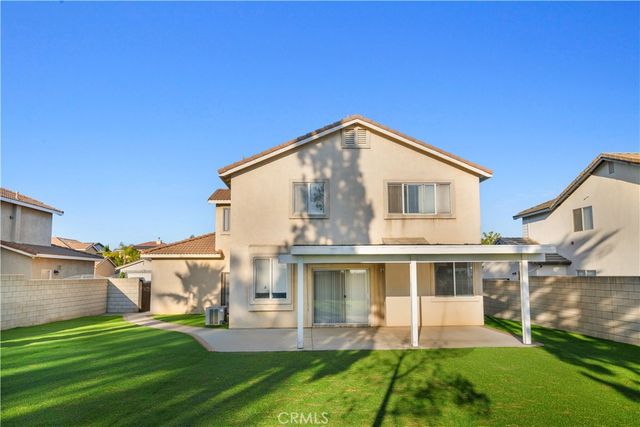6766 Royal Crest Court, Fontana, CA 92336