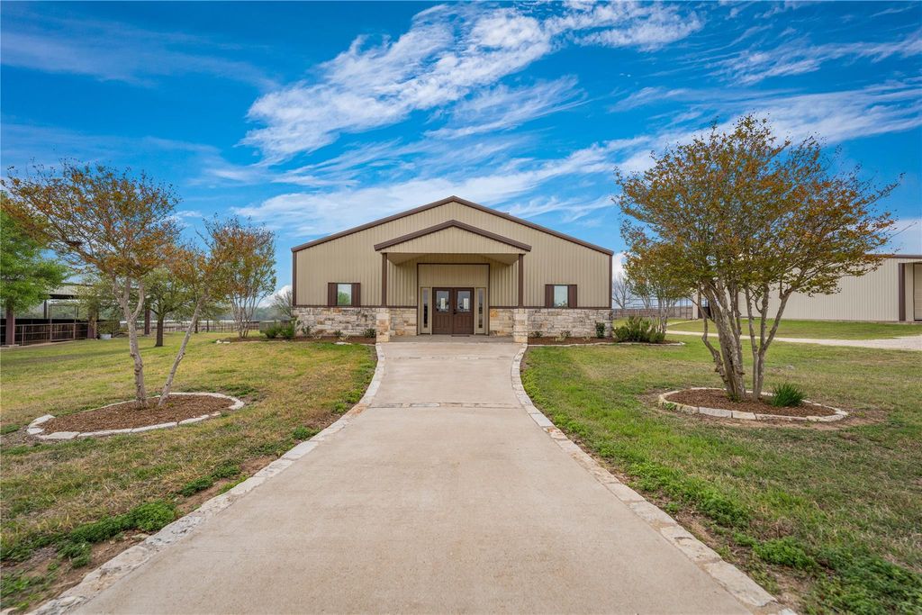 0000 Wolters Road, Schulenburg, TX 78956