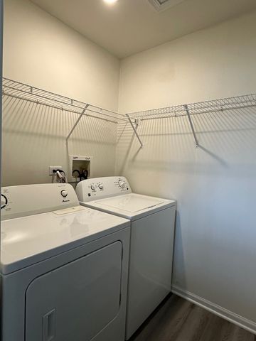 756 PANORAMA Court 756, Aurora, IL 60502