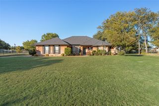 390 County Road 4929, Newark, TX 76071