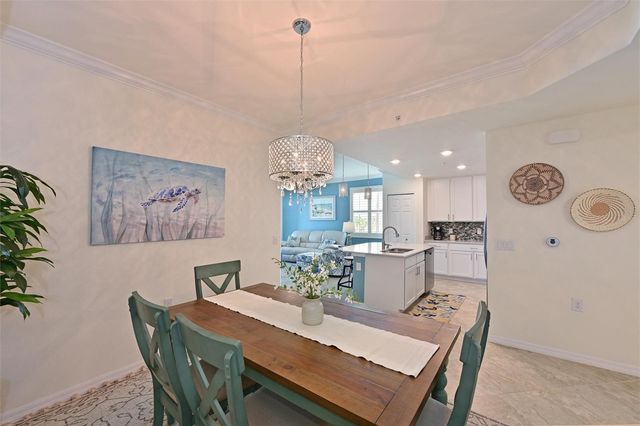 910 TIDEWATER SHORES LOOP 208, Bradenton, FL 34208