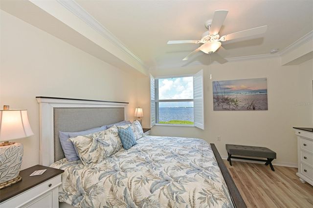 910 TIDEWATER SHORES LOOP 208, Bradenton, FL 34208