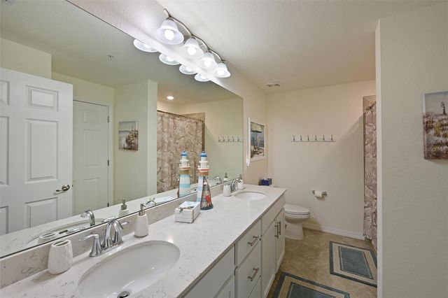910 TIDEWATER SHORES LOOP 208, Bradenton, FL 34208
