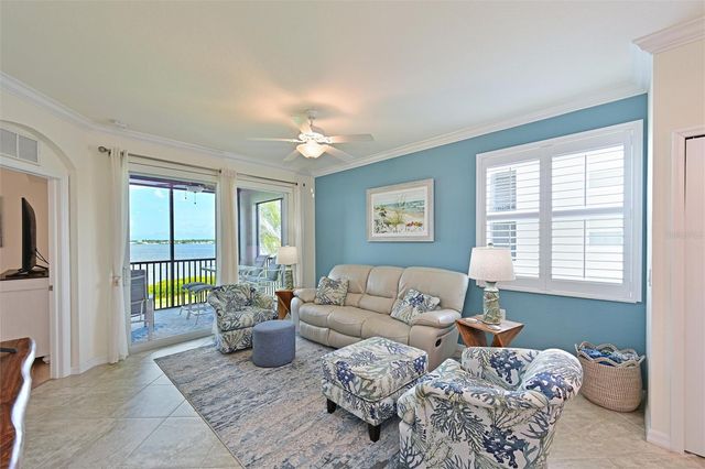 910 TIDEWATER SHORES LOOP 208, Bradenton, FL 34208