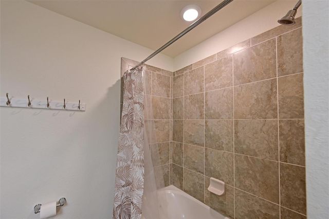 910 TIDEWATER SHORES LOOP 208, Bradenton, FL 34208