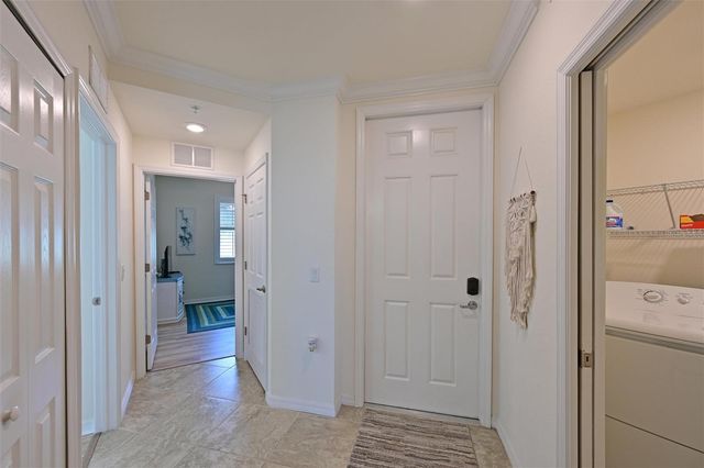 910 TIDEWATER SHORES LOOP 208, Bradenton, FL 34208